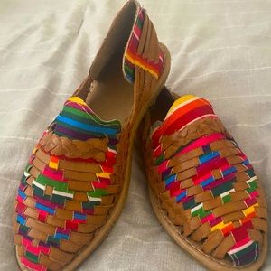 New huaraches size 4